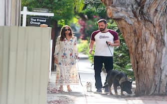 LOS ANGELES, CA - JUNE 30: Ben Affleck and Ana de Armas are seen on June 30, 2020 in Los Angeles, California.  (Photo by BG004/Bauer-Griffin/GC Images)