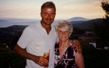 David Beckham in vacanza in Grecia con la mamma