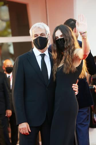 VENICE, ITALY - SEPTEMBER 12: Kasia Smutniak and Domenico Procacci walk the red carpet ahead of closing ceremony at the 77th Venice Film Festival on September 12, 2020 in Venice, Italy. (Photo by Elisabetta Villa/Getty Images)