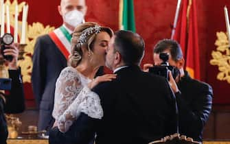 Un momento del matrimonio civile tra Silvia Salis e Fausto Brizzi in Campidoglio, Roma 14 novembre 2020. ANSA / FABIO FRUSTACI