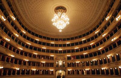 Prima della Scala, cast vestito da stilisti italiani