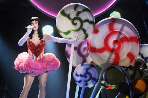 Katy Perry annuncia il nuovo album 143 in uscita il 20 settembre | Sky TG24