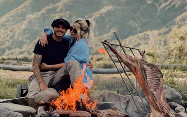 Wanda Nara e Mauri Icardi con i figli campeggio in Argentina