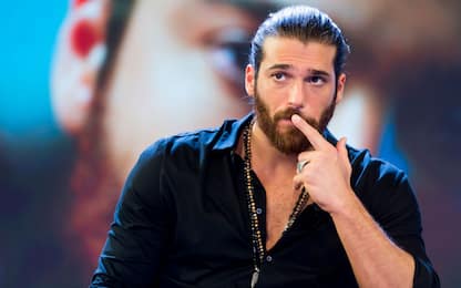Buon compleanno Can Yaman! Oggi spegne 32 candeline