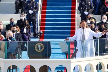 WASHINGTON, DC - JANUARY 20: Jennifer Lopez sing during the inauguration of U.S. President-elect Joe Biden on the West Front of the U.S. Capitol on January 20, 2021 in Washington, DC.  During today's inauguration ceremony Joe Biden becomes the 46th president of the United States. (Photo by Rob Carr/Getty Images)