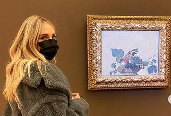Chiara Ferragni in visita alla Pinacoteca Ambrosiana di Milano
