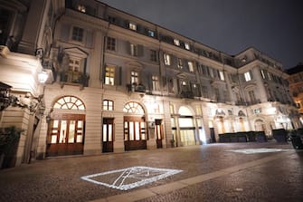 Il teatro Carignano aderisce all'iniziativa 'Facciamo luce', promossa in tutta Italia, accendendo le luci interne a favore della riapertura dei teatri, Torino 22 febbraio 2021. ANSA/TINO ROMANO
