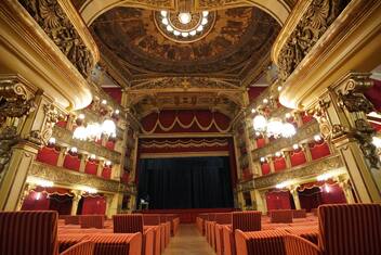 Covid, Franceschini: dal 26 aprile riaprono cinema, teatri, musei