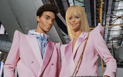 Paris Fashion Week, le Barbie griffate di Balmain