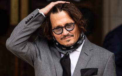 Johnny Depp, intruso entra nella villa e si versa da bere: arrestato