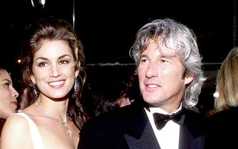 (NO TABLOIDS)    Richard Gere & Cindy Crawford during 65th Annual Academy Awards at the Shrine Auditorium in Los Angeles, California.  (Photo by Kevin Mazur/WireImage)