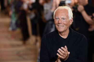 Moda, Giorgio Armani torna a giugno con le sfilate in presenza 