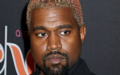 Kanye West, un suo paio di scarpe vendute per 1,8 milioni di dollari
