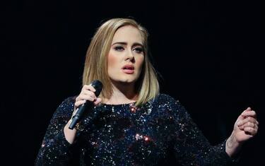 AUBURN HILLS, MI - SEPTEMBER 06:  Singer/songwriter Adele performs at The Palace of Auburn Hills on September 6, 2016 in Auburn Hills, Michigan.  (Photo by Scott Legato/Getty Images for BT PR)