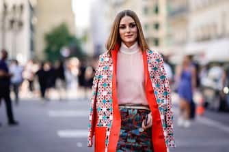 PARIS, FRANCE - JULY 04:  Olivia Palermo wears a flower print kimono jacket, a pink top, a skirt , outside Fendi, during Paris Fashion Week Haute Couture Fall Winter 2018/2019, on July 4, 2018 in Paris, France.  (Photo by Edward Berthelot/Getty Images)