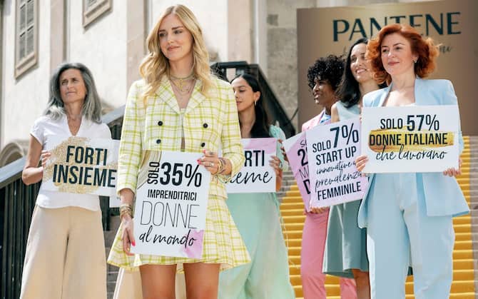 Tuta startup femminile new arrivals