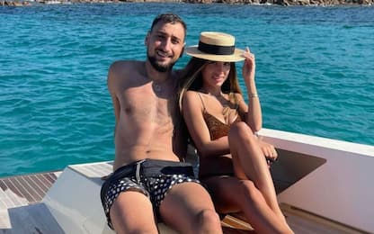 Donnarumma in vacanza in Sardegna con la fidanzata Alessia Elefante