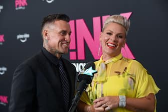 LOS ANGELES, CALIFORNIA - MAY 17: Carey Hart and P!nk attend the P!NK: ALL I KNOW SO FAR Los Angeles Premiere at Hollywood Bowl on May 17, 2021 in Los Angeles, California. (Photo by Kevin Mazur/Getty Images for AMAZON PRIME VIDEO)