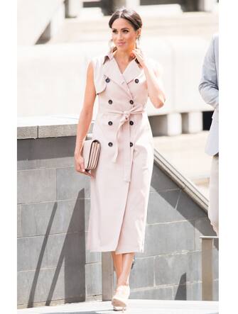1000568832 LONDON, ENGLAND - JULY 17: Meghan, Duchess of Sussex visits The Nelson Mandela Centenary Exhibition at Southbank Centre on July 17, 2018 in London, England. (Photo by Samir Hussein/Samir Hussein/WireImage)