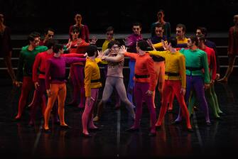 Notre-Dame de Paris, dopo la “prima” di martedì 14 settembre (ore 20.00), torna in scena mercoledì 15 (20.00), giovedì 16 (20.00), venerdì 17 (20.00), sabato 18 (18.00) e domenica 19 settembre