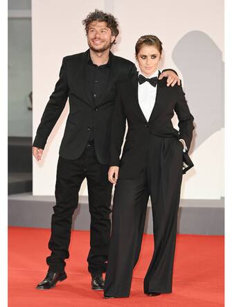 VENICE, ITALY - SEPTEMBER 05:  Sydney Sibilia and Greta Scarano attend the red carpet of the "Filming Italy Award" during the 78th Venice International Film Festival on September 05, 2021 in Venice, Italy. (Photo by Daniele Venturelli/WireImage)