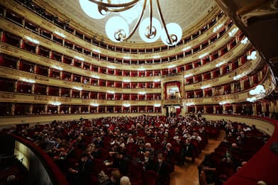 Scala, con il Barbiere di Siviglia si torna a capienza piena. VIDEO