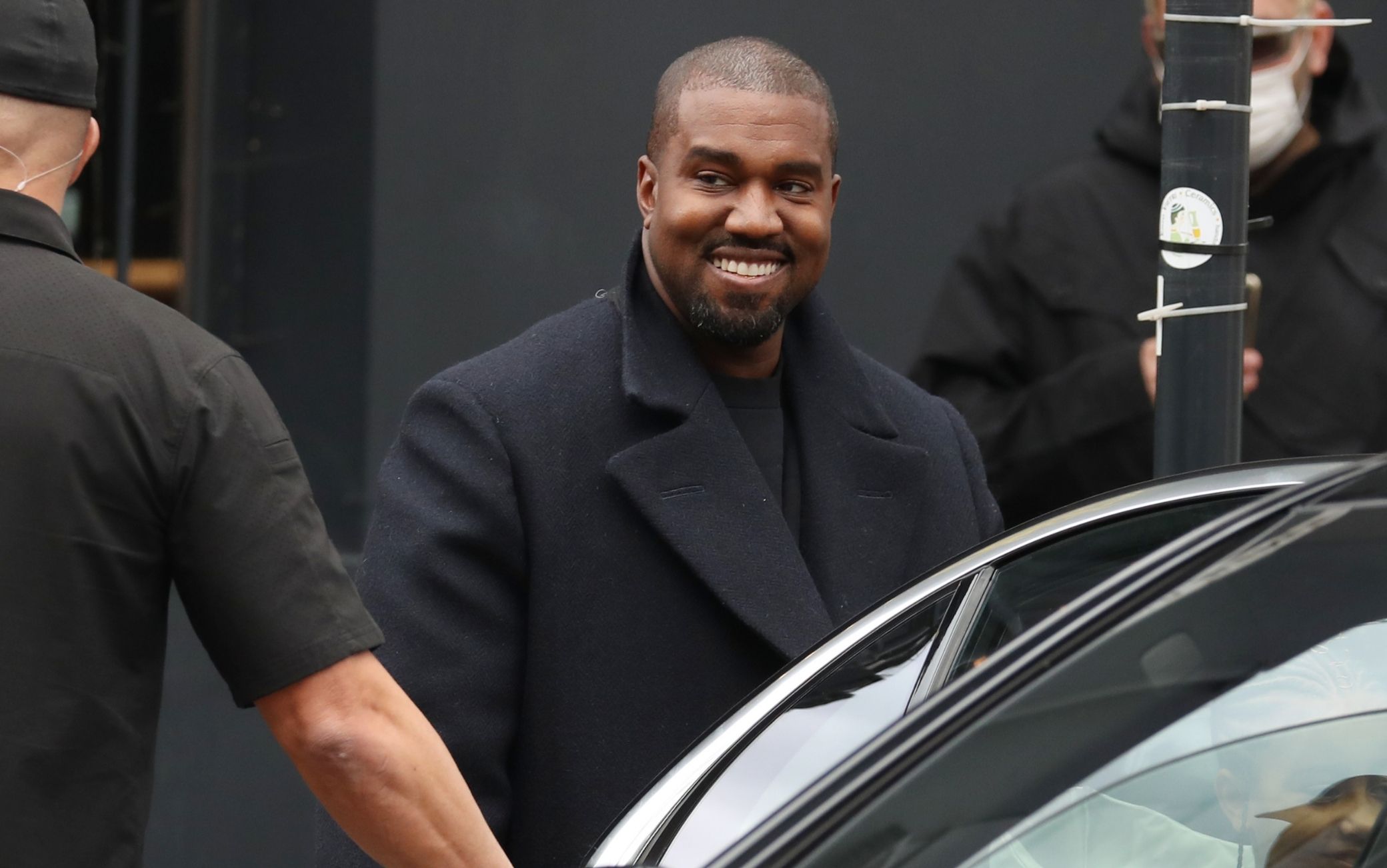 Kanye West ha comprato una villa da 4,5 milioni davanti a casa di Kim