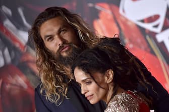HOLLYWOOD, CA - NOVEMBER 13:  Actors Jason Momoa and Lisa Bonet arrive at the premiere of Warner Bros. Pictures' 'Justice League' at Dolby Theatre on November 13, 2017 in Hollywood, California.  (Photo by Axelle/Bauer-Griffin/FilmMagic)
