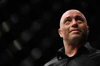LAS VEGAS, NV - MARCH 04: Commentator Joe Rogan during the UFC 209 event at T-Mobile Arena on March 4, 2017 in Las Vegas, Nevada.  (Photo by Jeff Bottari/Zuffa LLC/Zuffa LLC via Getty Images)