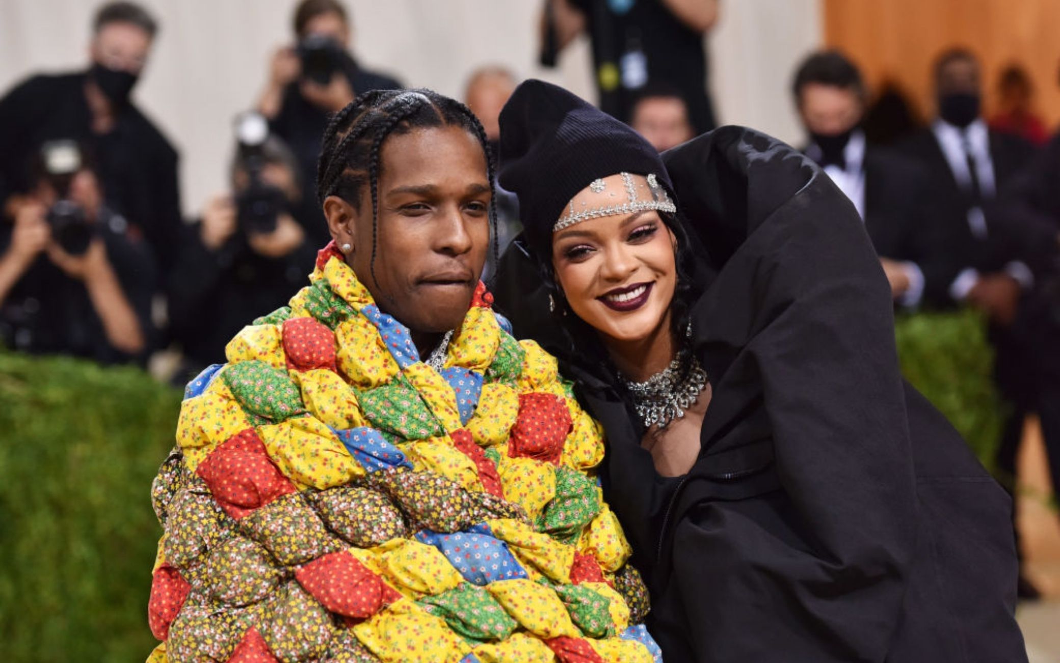 Rihanna is pregnant: first child for the singer and Asap Rocky