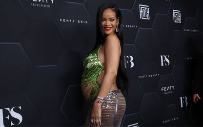 Rihanna. i suoi look da gravidanza: "Vestirsi alla moda è una sfida"