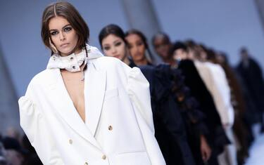 MILAN, ITALY - FEBRUARY 20: Kaia Gerber walks the runway during the Max Mara fashion show as part of Milan Fashion Week Fall/Winter 2020-2021 on February 20, 2020 in Milan, Italy. (Photo by Vittorio Zunino Celotto/Getty Images)