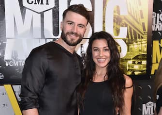 NASHVILLE, TN - JUNE 07:  Singer-songwriter Sam Hunt (L) and Hannah Lee Fowler (R) attend the 2017 CMT Music Awards at the Music City Center on June 7, 2017 in Nashville, Tennessee.  (Photo by Jeff Kravitz/FilmMagic)
