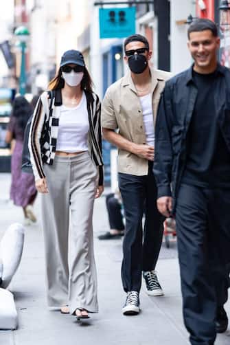 NEW YORK, NEW YORK - SEPTEMBER 12: Kendall Jenner and Devin Booker are seen in SoHo on September 12, 2021 in New York City. (Photo by Gotham/GC Images)
