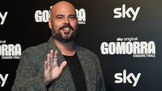 1353593540 Italian actor Marco D'Amore, Fendi dressed, attends the photocall on the occasion of the press conference for Gomorra - Final Season at the Brancaccio Theater. Rome (Italy), November 15th, 2021 (photo by Marilla Sicilia/Archivio Marilla Sicilia/Mondadori Portfolio via Getty Images)