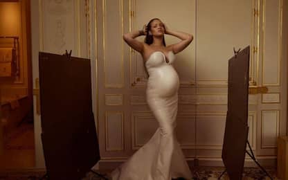 Rihanna incinta sulla copertina di Vogue