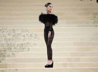 1340198321 NEW YORK, NEW YORK - SEPTEMBER 13: Olivia Rodrigo attends the 2021 Met Gala celebrating 'In America: A Lexicon of Fashion' at The Metropolitan Museum of Art on September 13, 2021 in New York City. (Photo by John Lamparski/GC Images)