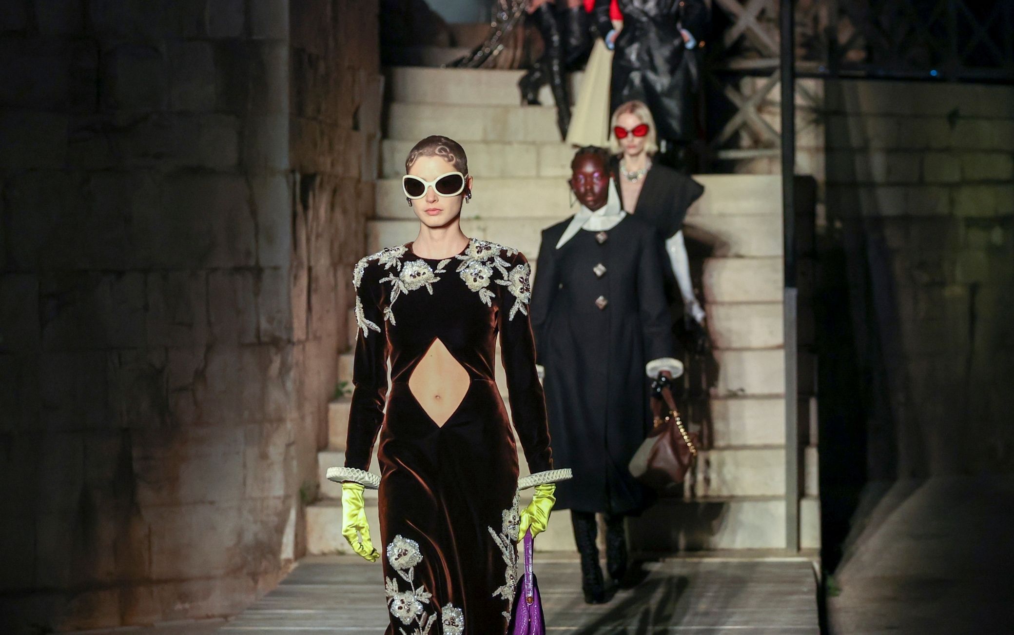 Cosmogonie, i look della sfilata Gucci a Castel del Monte. FOTO