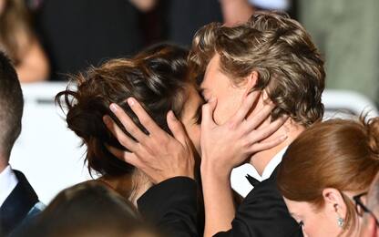 Kaia Gerber e Austin Butler, il bacio al Festival di Cannes 2022. FOTO