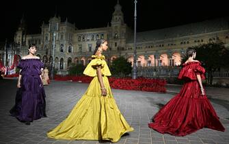 Cruise 2023 dior fashion show