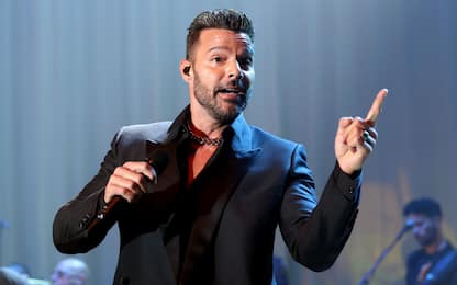 Ricky Martin respinge le accuse di stalking e violenza domestica