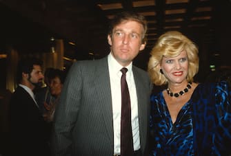 Umbent LOCATION - SEPTEMBER 1984: Donald Trump and Ivana Trump September 1984. (Photo by Sonia Moskowitz / Getty Images)