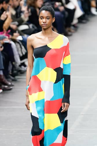 PARIS, FRANCE - MARCH 01: (EDITORIAL USE ONLY) A model walks the runway during the Issey Miyake as part of the Paris Fashion Week Womenswear Fall/Winter 2020/2021 on March 01, 2020 in Paris, France. (Photo by Peter White/Getty Images)
