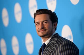 HOLLYWOOD, CALIFORNIA - NOVEMBER 30: Orlando Bloom attends UNICEF at 75 in Los Angeles at NeueHouse Los Angeles on November 30, 2021 in Hollywood, California. (Photo by Vivien Killilea/Getty Images for UNICEF USA)