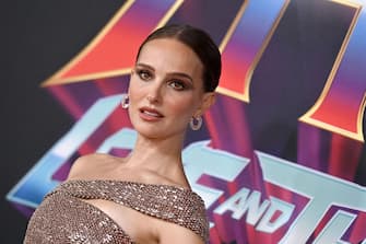 LOS ANGELES, CALIFORNIA - JUNE 23: Natalie Portman attends Marvel Studios "Thor: Love and Thunder" Los Angeles Premiere at El Capitan Theatre on June 23, 2022 in Los Angeles, California. (Photo by Axelle/Bauer-Griffin/FilmMagic)