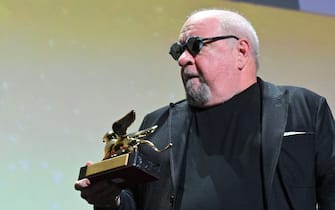 US director and screenwriter Paul Schrader acknowledges receiving on September 3, 2022 a Golden Lion For Lifetime Achievement Award, during a ceremony within the 79th Venice International Film Festival at Lido di Venezia in Venice, Italy. (Photo by Tiziana FABI / AFP) (Photo by TIZIANA FABI/AFP via Getty Images)