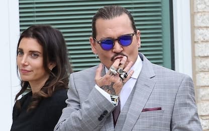 Johnny Depp starebbe frequentando il suo ex difensore legale
