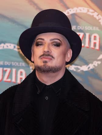 BGUK_2295649 - London, UNITED KINGDOM  - Boy George attends "Luzia" Cirque du Soleil Red Carpet Arrivals at the Royal Albert Hall in London, England on 13 January 2022.

Pictured: Boy George

BACKGRID UK 13 JANUARY 2022 

UK: +44 208 344 2007 / uksales@backgrid.com

USA: +1 310 798 9111 / usasales@backgrid.com

*UK Clients - Pictures Containing Children
Please Pixelate Face Prior To Publication*