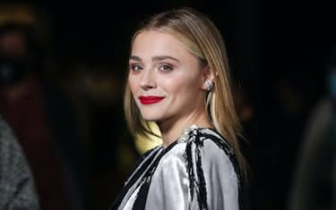 HOLLYWOOD, LOS ANGELES, CALIFORNIA, USA - DECEMBER 15: American actress Chloë Grace Moretz (Chloe Grace Moretz) wearing Louis Vuitton arrives at the Los Angeles Premiere Of Hulu's 'Mother/Android' held at NeueHouse Los Angeles on December 15, 2021 in Hollywood, Los Angeles, California, United States. (Photo by Xavier Collin/Image Press Agency/Sipa USA)