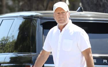 Bruce Willis is looking healthier than ever as we spot him having breakfast and running a few errands throughout Santa Monica with a friend.

Pictured: Bruce Willis 

BACKGRID USA 3 SEPTEMBER 2022 

BYLINE MUST READ: LESE / BACKGRID

USA: +1 310 798 9111 / usasales@backgrid.com

UK: +44 208 344 2007 / uksales@backgrid.com

*UK Clients - Pictures Containing Children
Please Pixelate Face Prior To Publication*